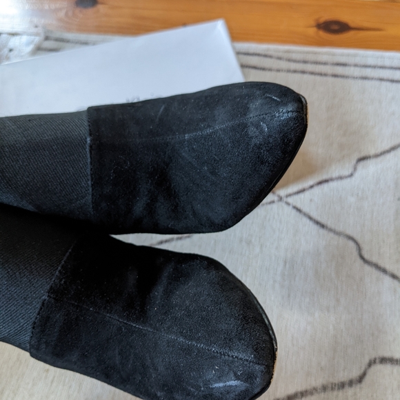 Calvin Klein Black Zella Suede Booties - Picture 11 of 11